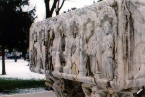 Sarcophage en 2003
