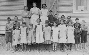 Ecole no1 du canton de Granby, vers 1912 (Collection Lise Deslauriers)